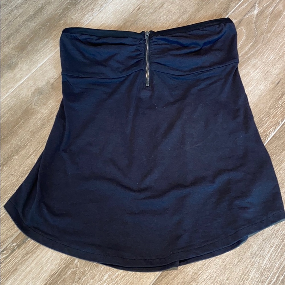 LIKE NEW ROXY TUBE TOP WITH CUTOUT IN BACK